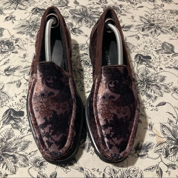 RON WHITE Sz 38.5 Velvet Loafer with Chunky Vibram Sole. Made in Italy - Picture 3 of 11